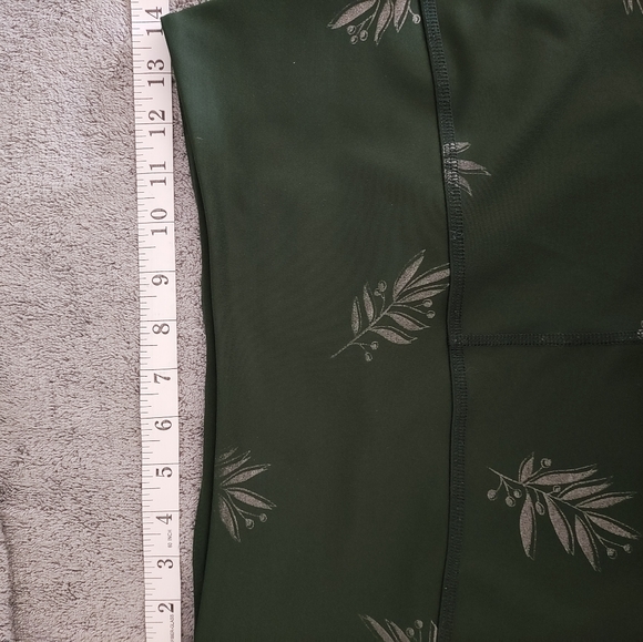 BEYOND YOGA LEGGING FLORAL/GREEN SIZE LARGE ACTIVEWEAR - Picture 4 of 5